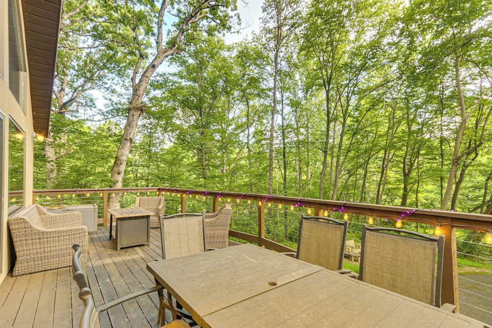 11 Mi to Gettysburg: Serene Home in Fairfield
