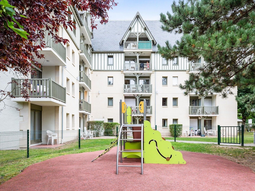 Studio in Deauville Near the Beach