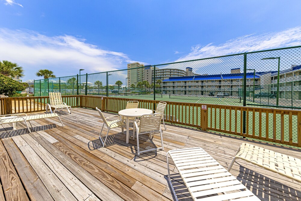 Seaside Beach & Racquet 5614