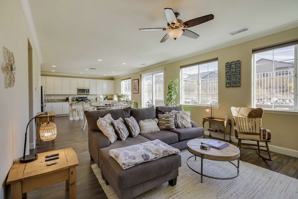 Reno Vacations - Reno Home 7 Mi to Reno-sparks Convention Center! - Property Image 15