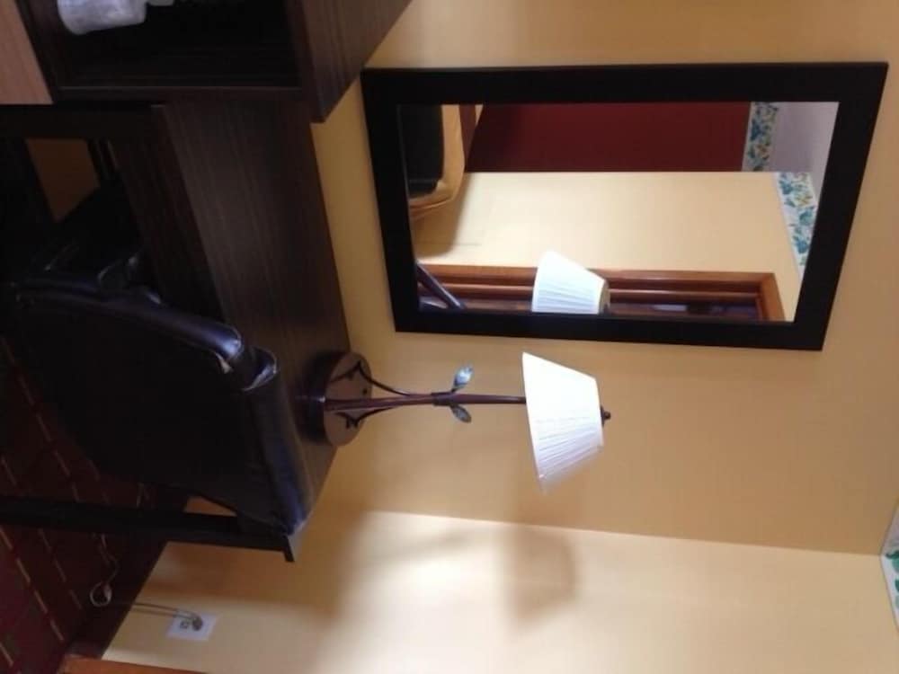 Budget Inn