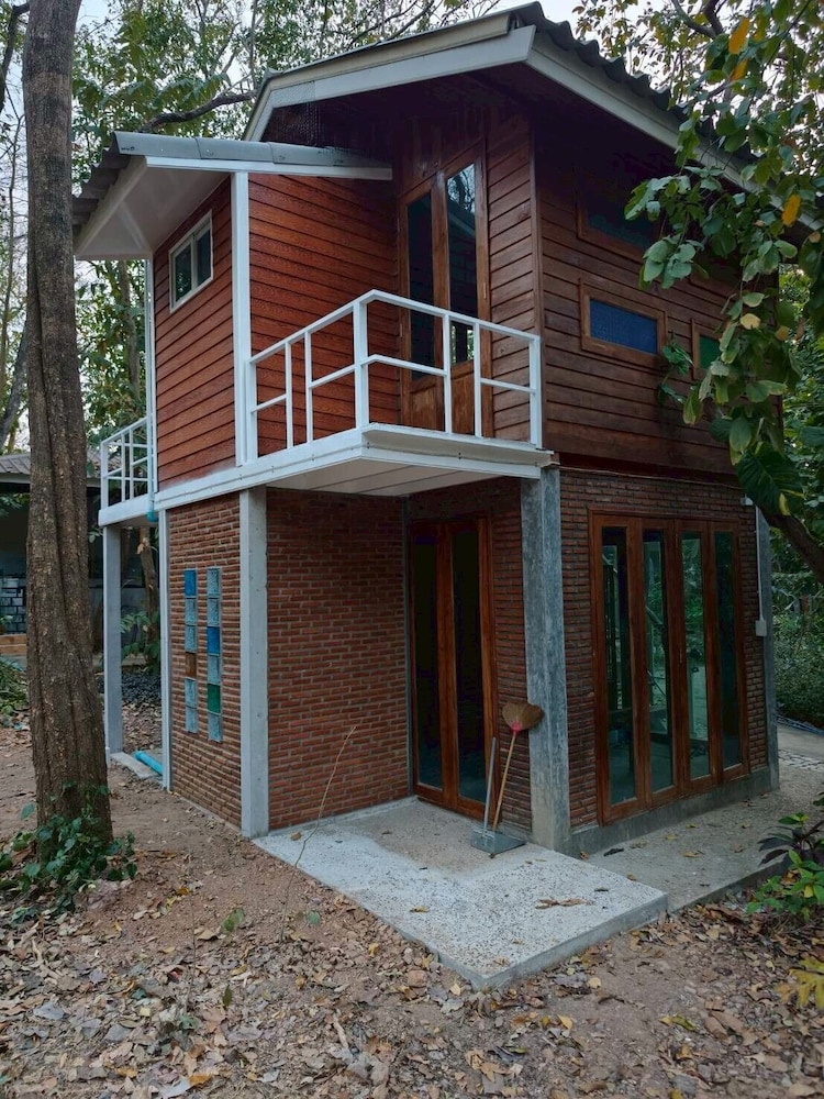 Phawaeng Resort
