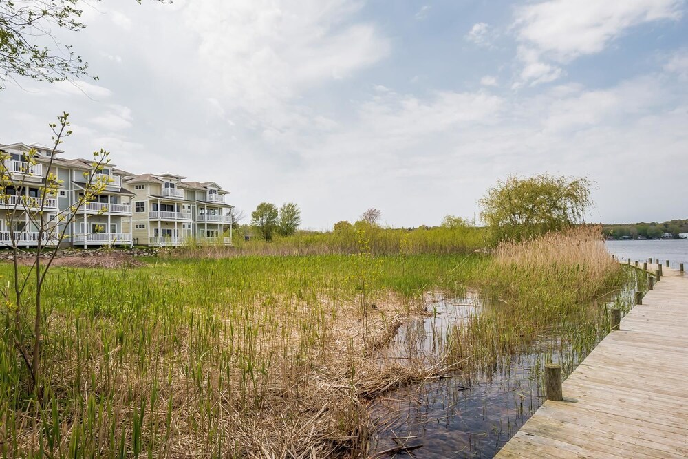 Swing Bridge Condo - Unit 10