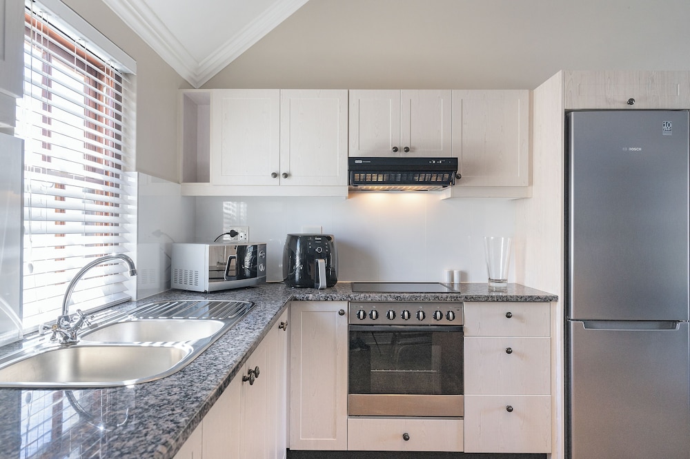 Winelands Golf Lodges at De Zalze