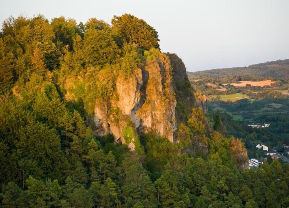 Neuendorf Hillside Haven