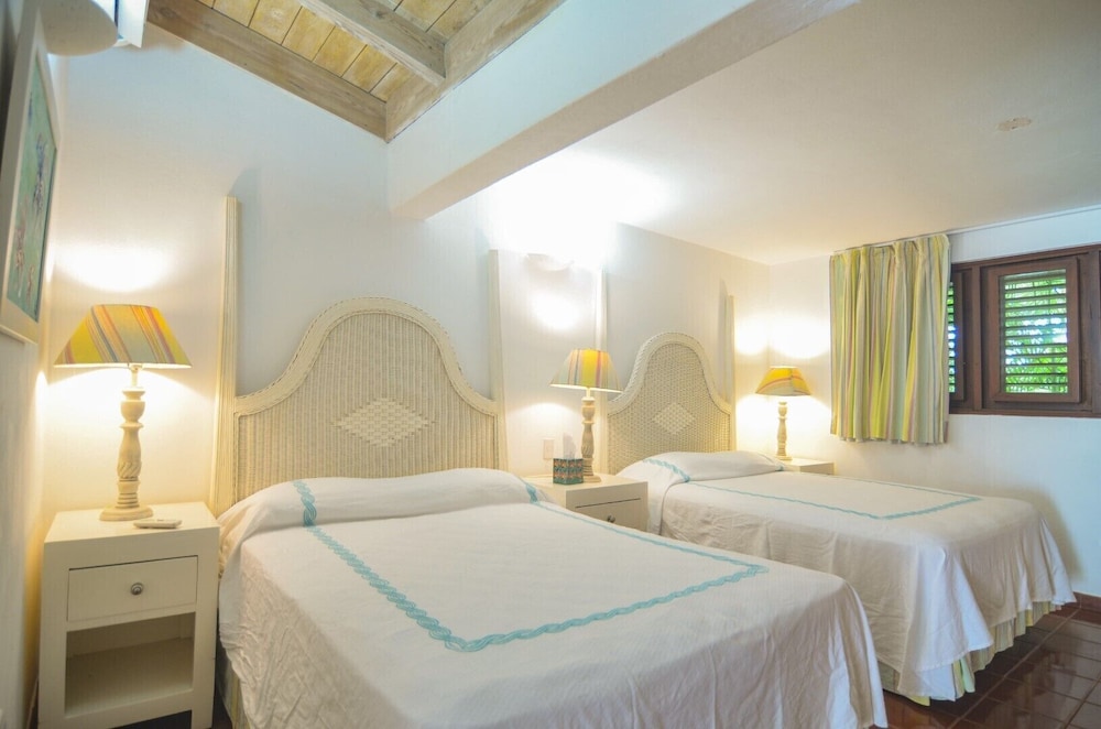 Golf Villa Close to the Beach No00 view 2