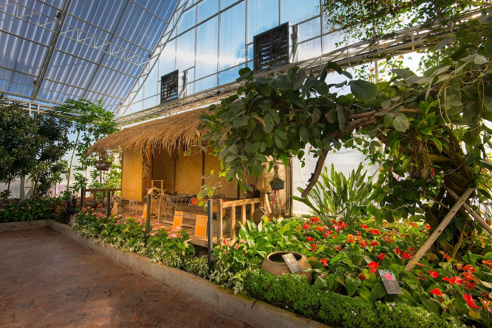 Play La Ploen Boutique Resort