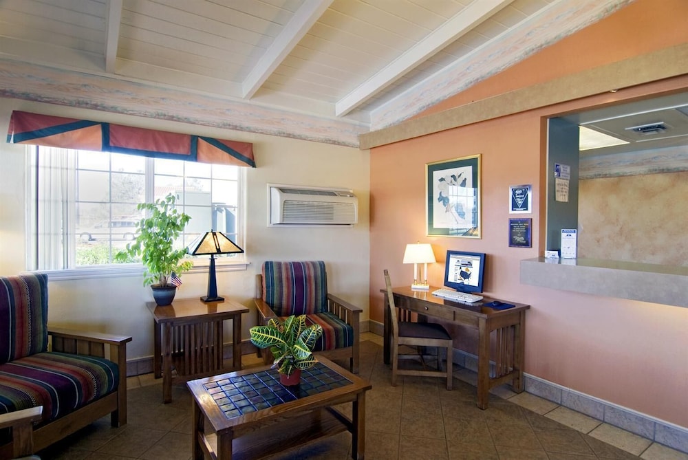 Americas Best Value Inn  Suites Oroville - Property Image 13