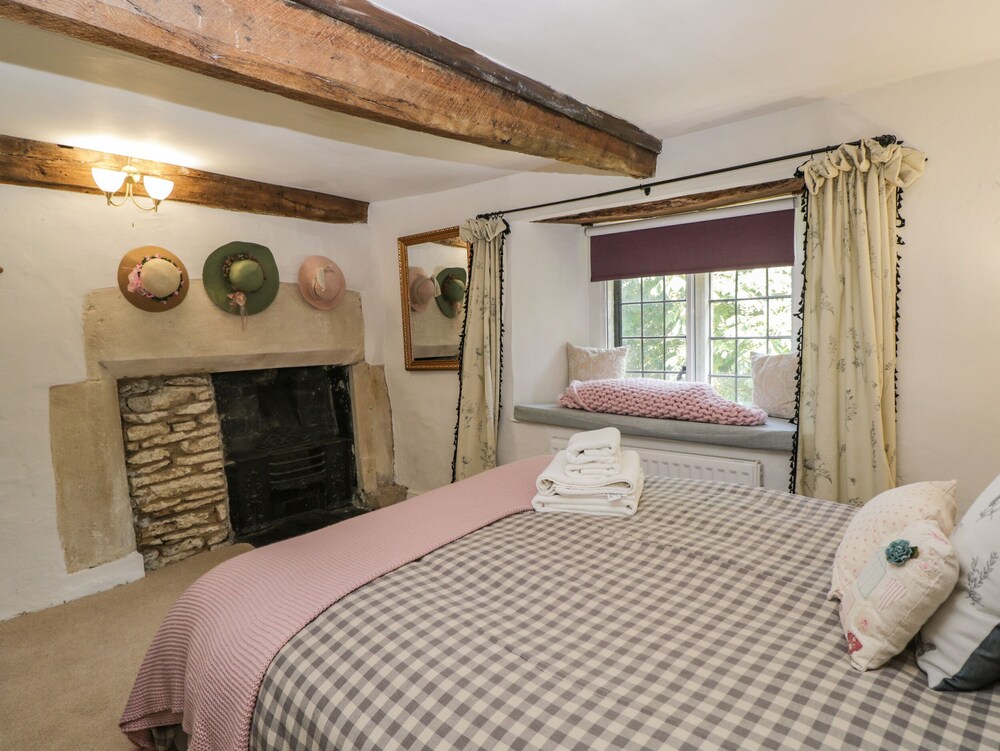 Fox Den Cottage
