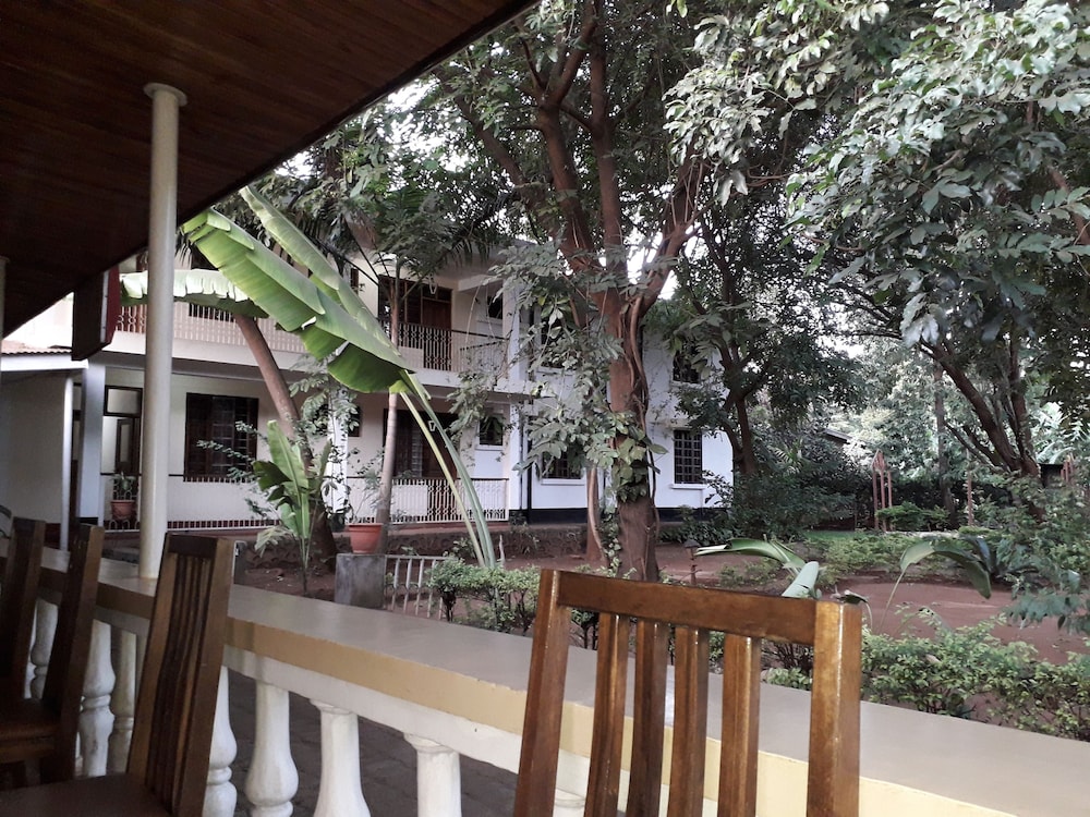 Kilimanjaro Safaris Lodge