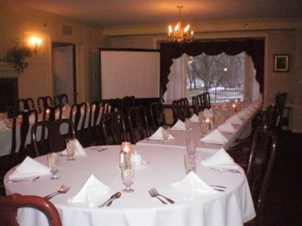 Montague Inn view 2