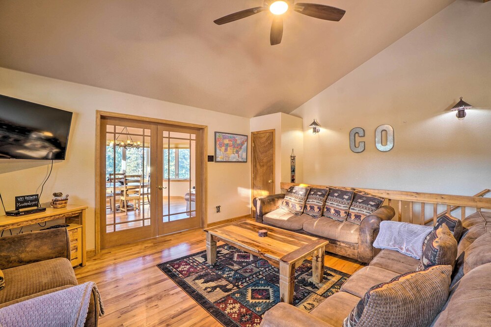 Bailey Getaway w/ Hot Tub & Game Room! view 2