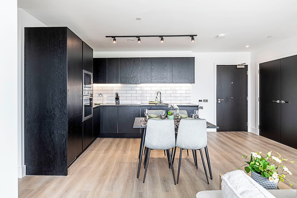 Contemporary Two Bedroom Apartment