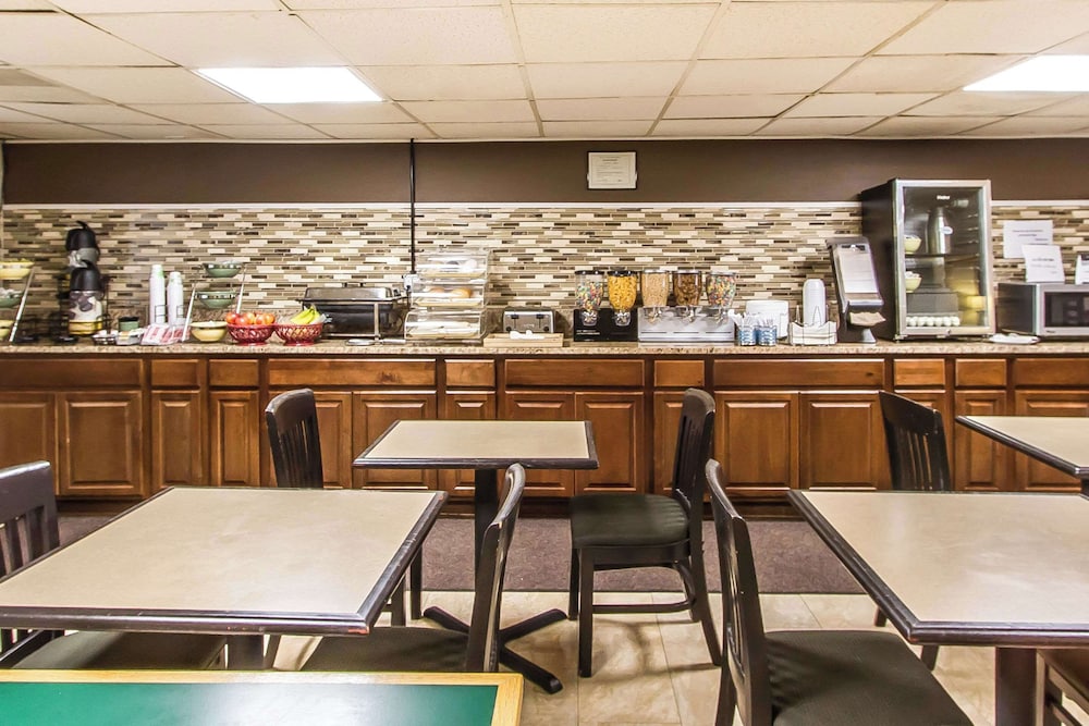 Rodeway Inn Bloomington - Normal West