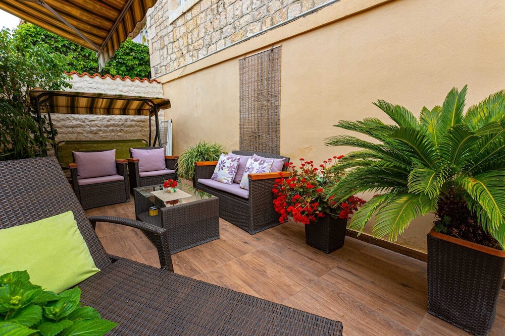 Villa Trogir Stars