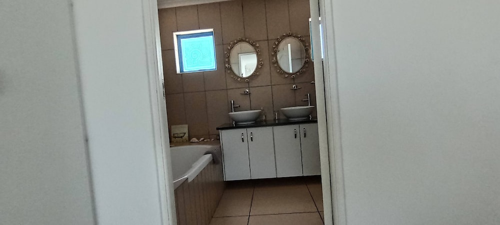 Relax in Style at La Kruger Blue, Langebaan's Premier Holiday Home