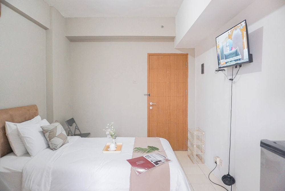 Homey And Cozy Studio Apartment Margonda Residence 2