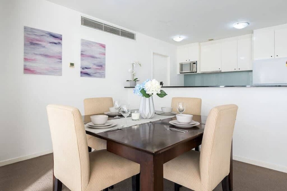 A Comfy 2BR Apt, Amazing View of Darling Harbour