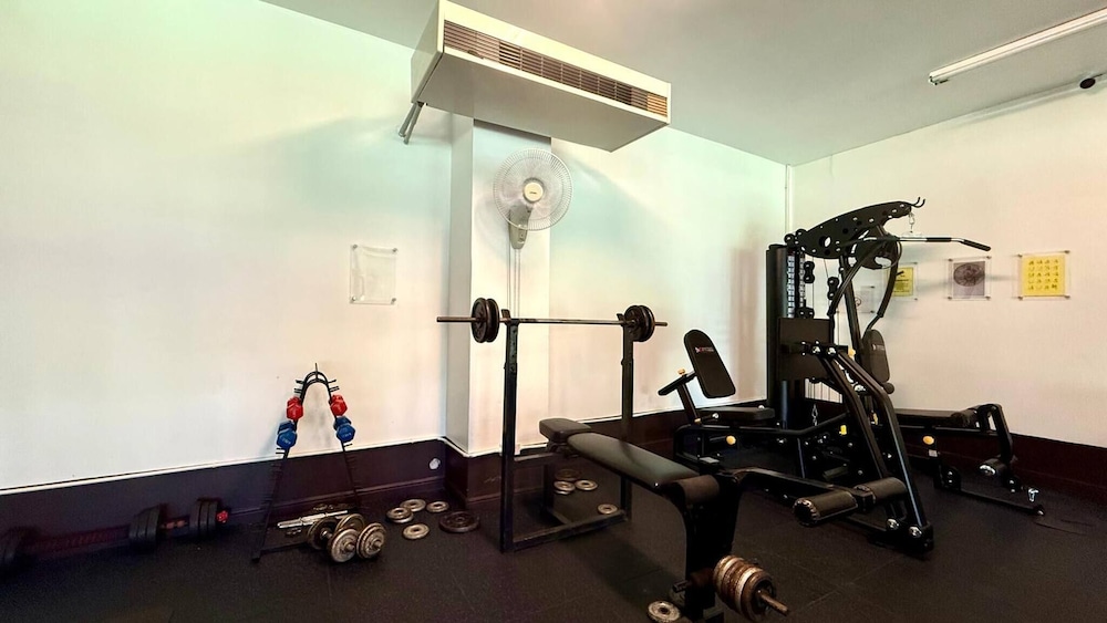 Palace - Spacious 1 Bedroom Condo With Shared Pool