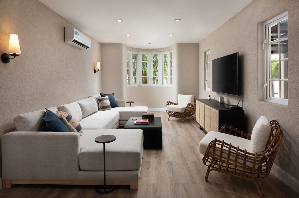 The June 3 Home