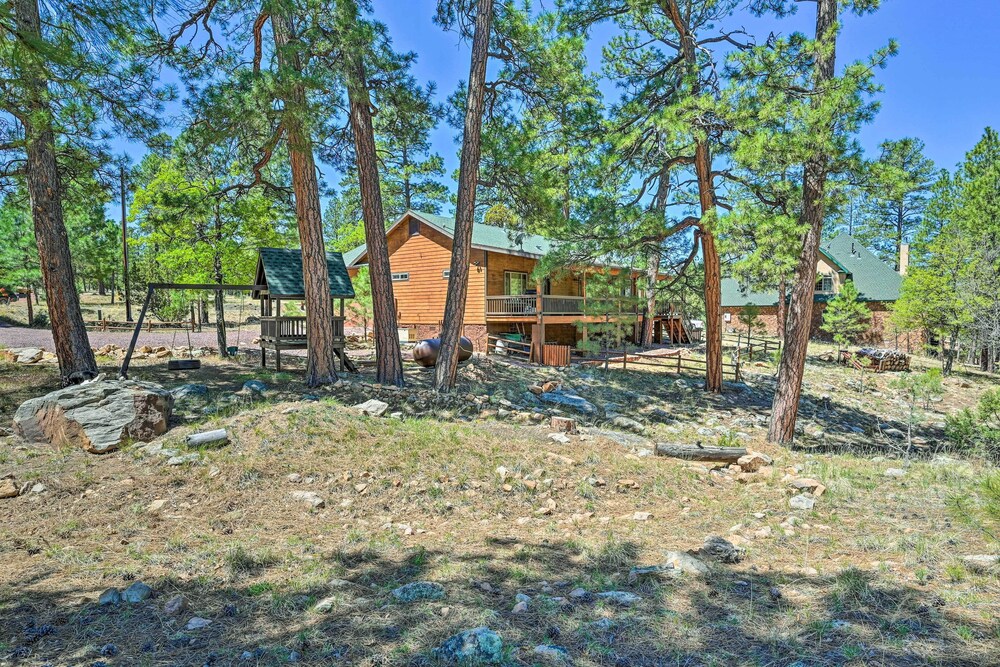 Bring a Pet: Happy Jack Cabin w/ Fire Pit! view 3