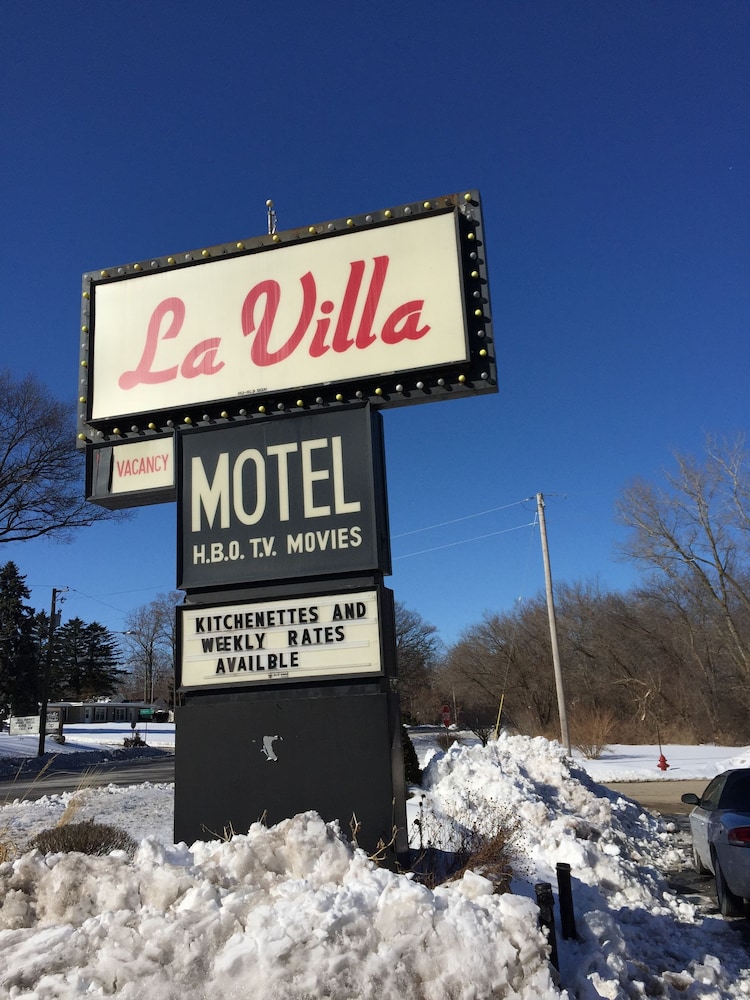 La Villa Motel - Property Image 2