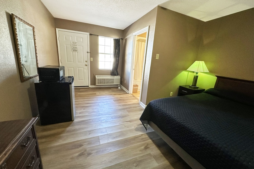 Sparta Seven Motel By OYO near Milledgeville - Property Image 47