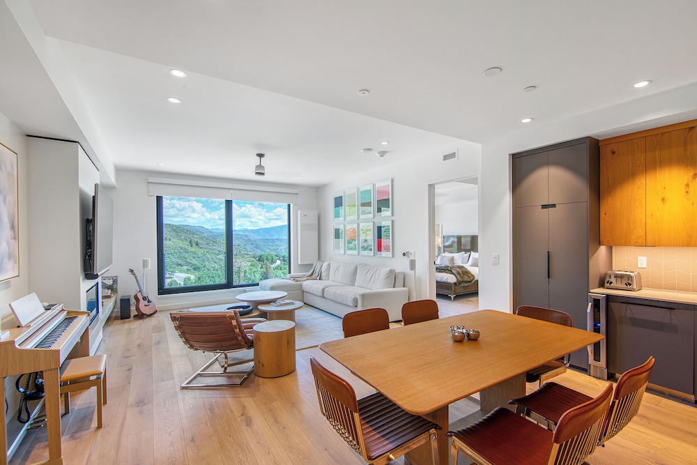 Electric Pass Lodge by Snowmass Vacation