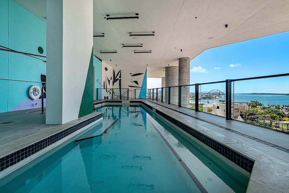 Exquisite Bay View Studio at Miami
