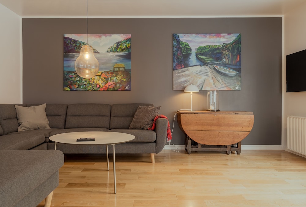 Spacious | 3 Br House | Nature