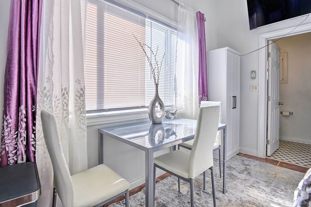 Chatsworth Studio w/ Mountain Views! - Property Image 15