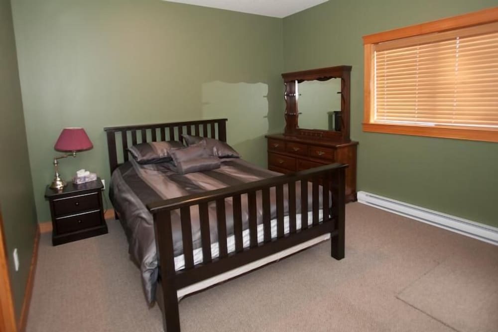 Brookside by Apex Accommodations - Image 3