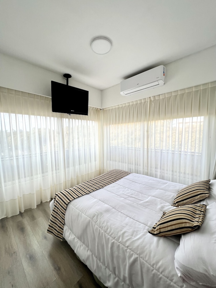 Golf Tower Suites & Apartments
