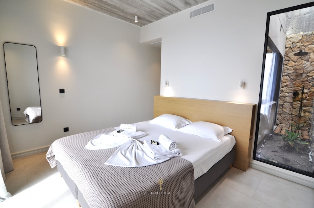 Zennova 52 Villa Cueva