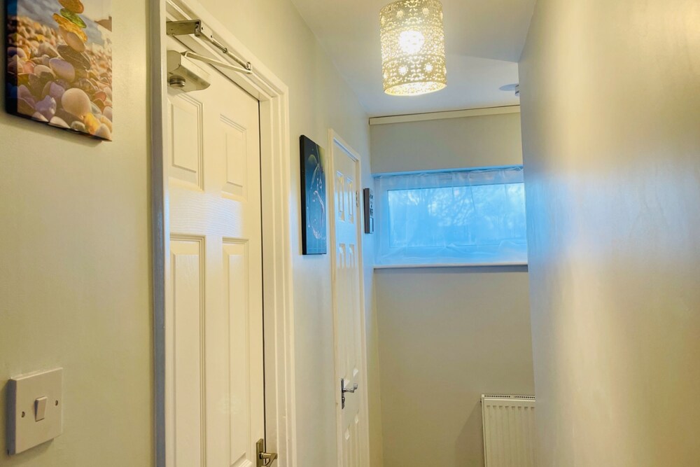 Ford House Retreat - 3 Bedroom Apartment