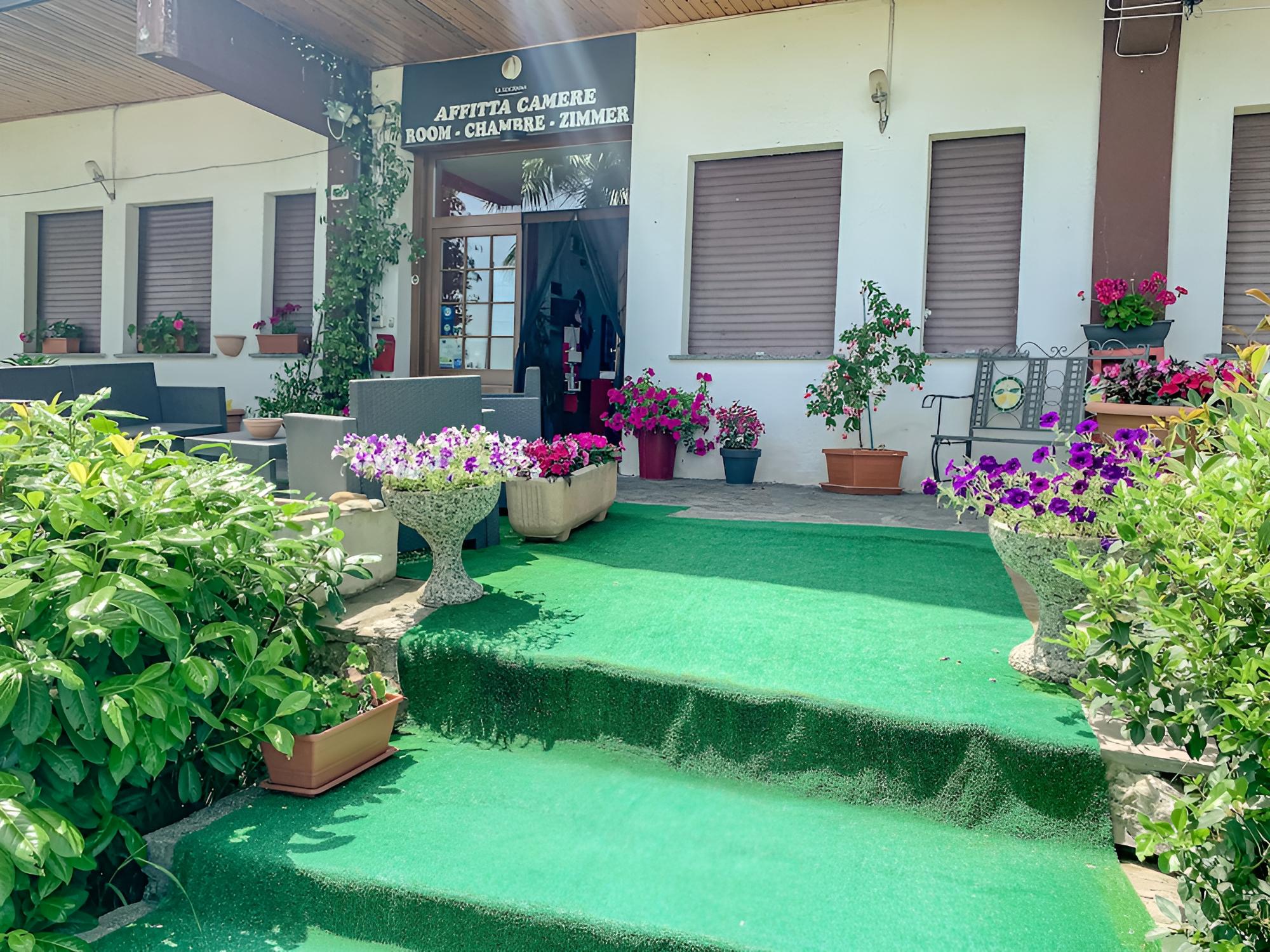 La LocAnna photo 4