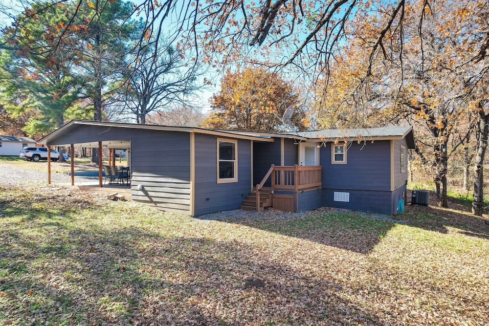 ~ 3 Mi to Lake Texoma: Kingston Family Retreat view 5