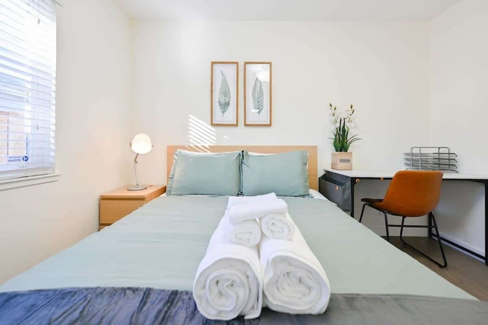 @ Marbella Lane - Exquisite Home 3BR