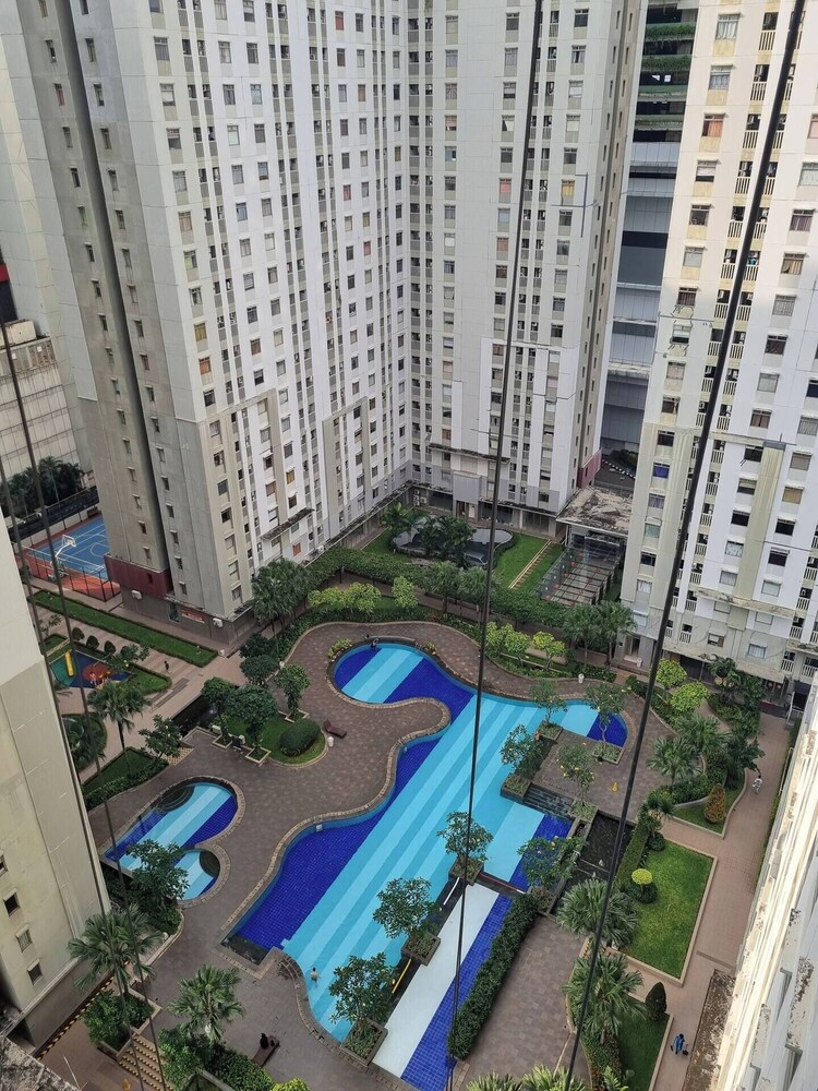 Sky Heaven Greenbay in North Jakarta