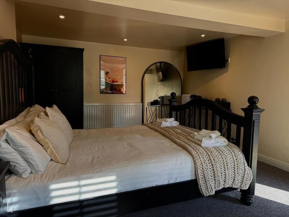 The Five Bells Inn