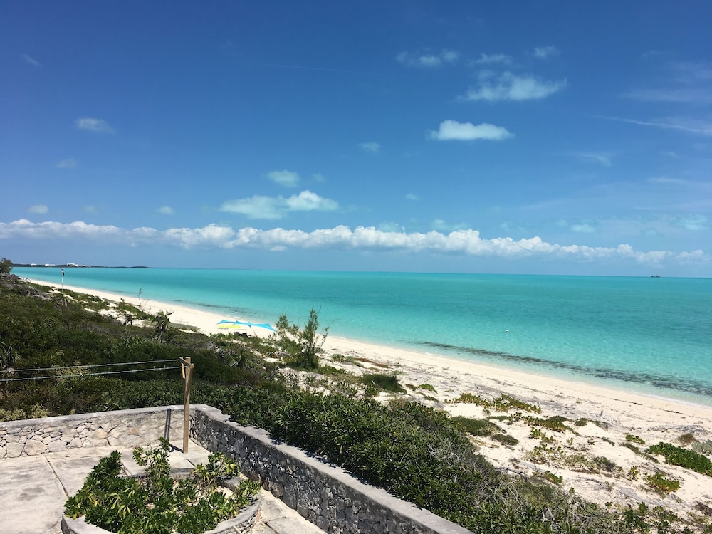Caribbean Sea Breeze Villas