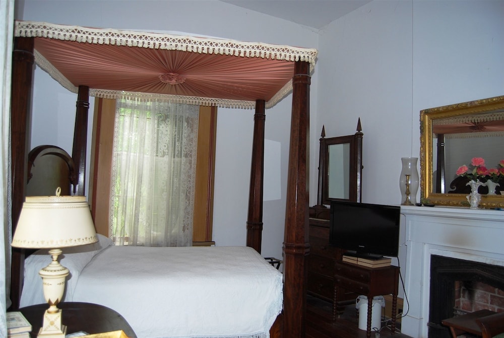 Glenfield Plantation Historic B&B view 2
