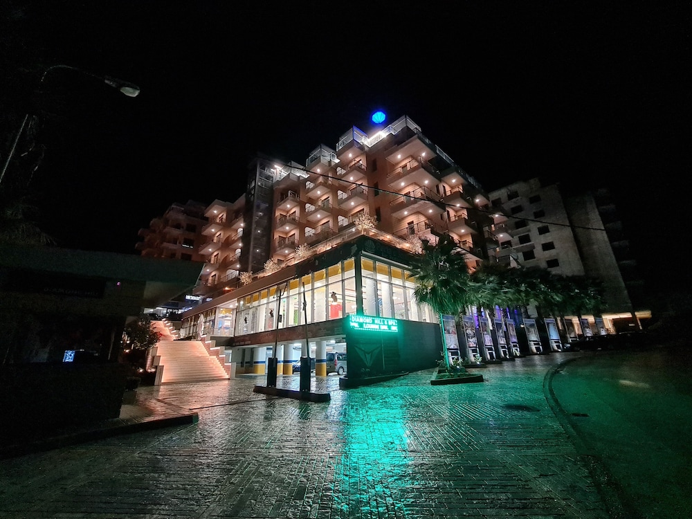 Holiday 2-bedroom Apartment in Vlora