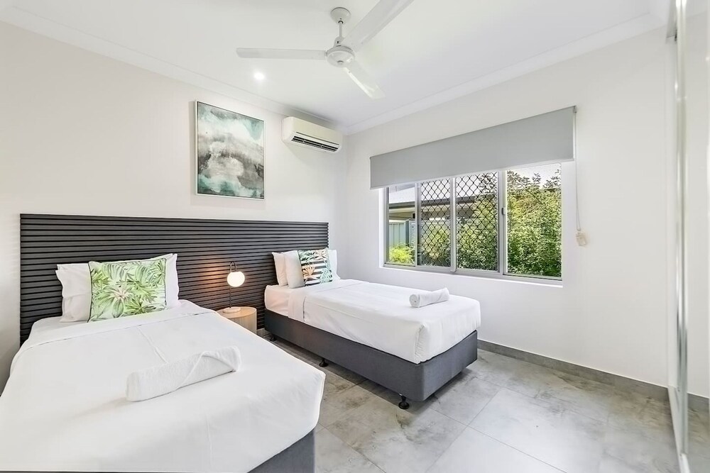 Zenhouse Harmony Modern Home Near CDU Hospital