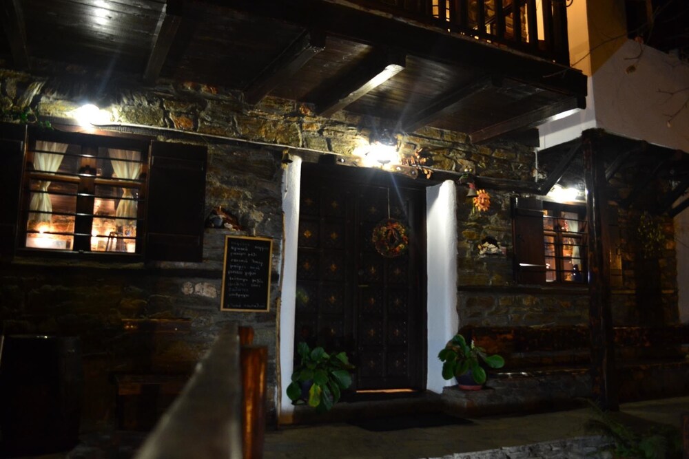 Apalni Cottage
