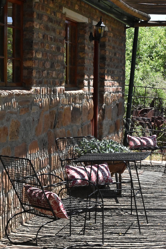 Ganora Guestfarm & Excursions