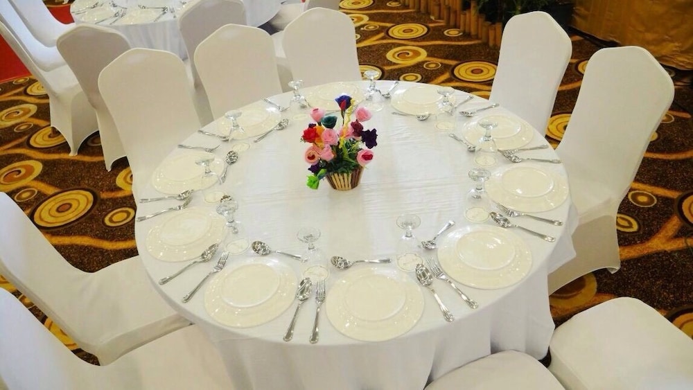 The Golden Bay Hotel Batam 64
