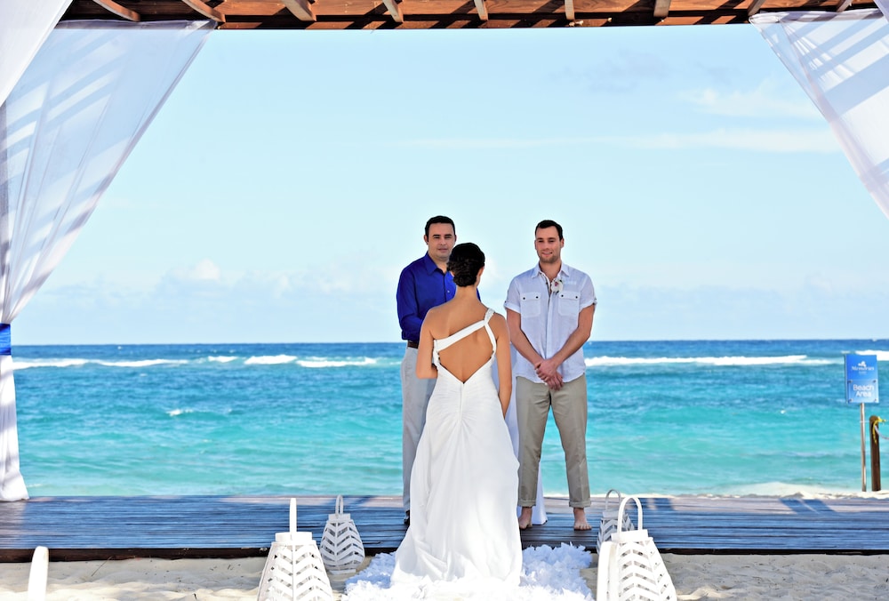 Punta Cana Vacations - Royalton Punta Cana, An Autograph Collection All-Inclusive Resort  Casino - Property Image 130