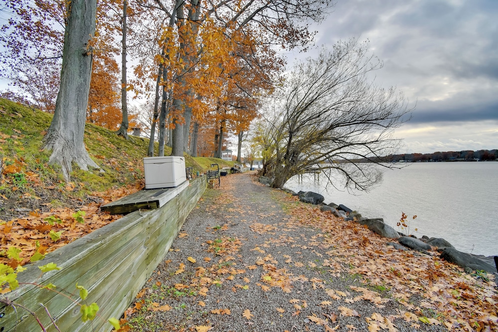 Lakefront Relaxation & Adventure: Sodus Bay Cabin