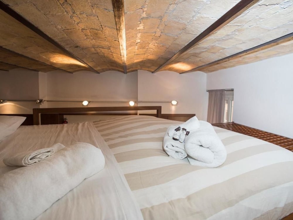 Trevi Fountain - Lovely Loft Apartment